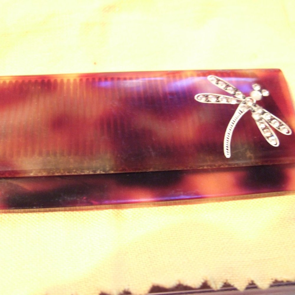 VINTAGE DRAGONFLY RHINESTONE LUCITE  COMB